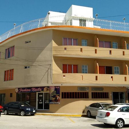 Hotel Lupita アカプルコ エクステリア 写真