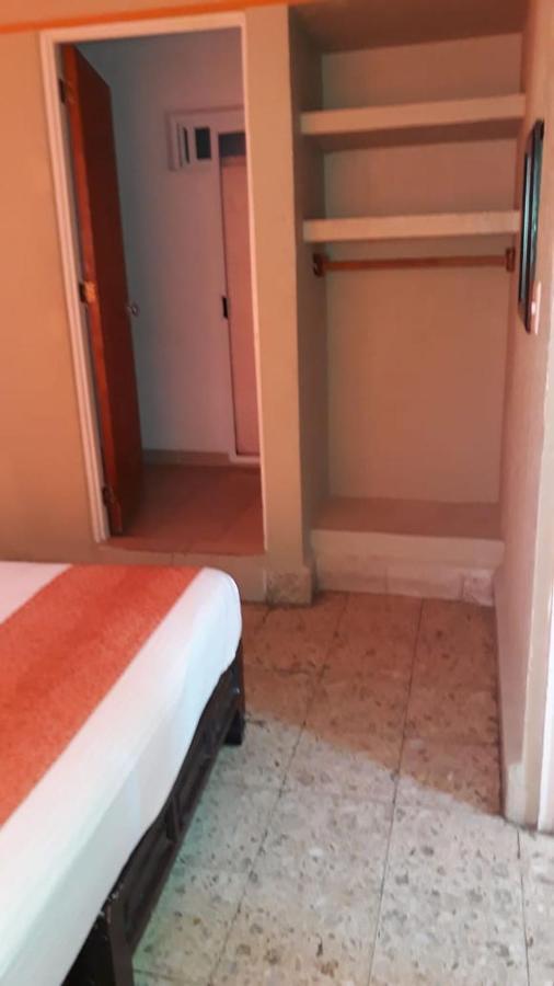 Hotel Lupita アカプルコ エクステリア 写真