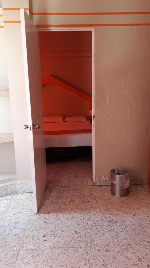 Hotel Lupita アカプルコ エクステリア 写真